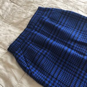 Vintage 100% worsted wool pencil skirt.